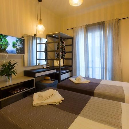 Loc Hospitality Urban Suites コルフ島 エクステリア 写真