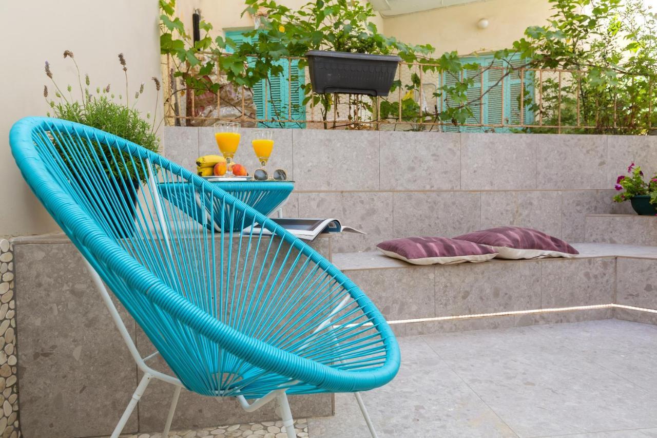 Loc Hospitality Urban Suites コルフ島 エクステリア 写真
