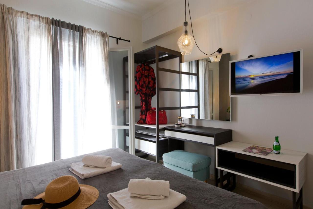 Loc Hospitality Urban Suites コルフ島 エクステリア 写真