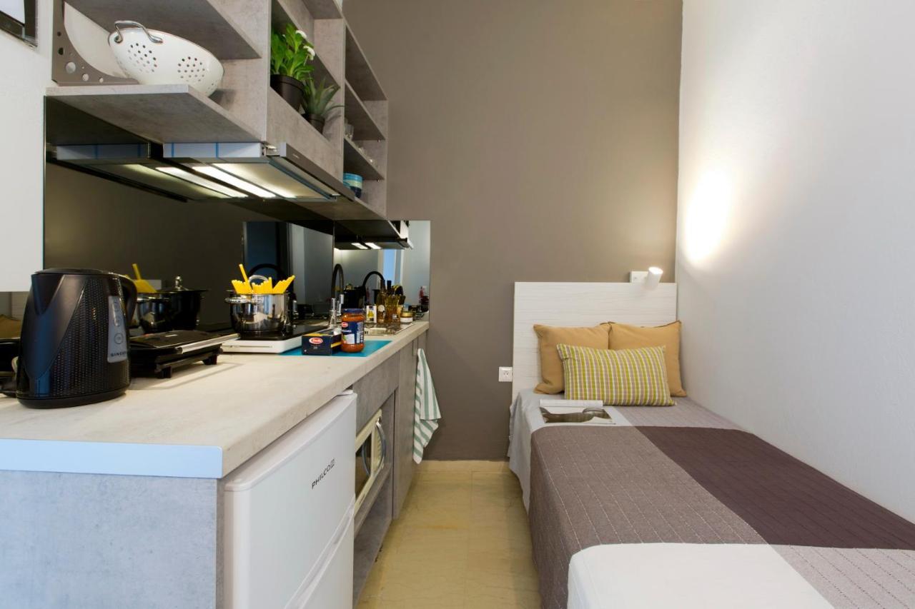Loc Hospitality Urban Suites コルフ島 エクステリア 写真