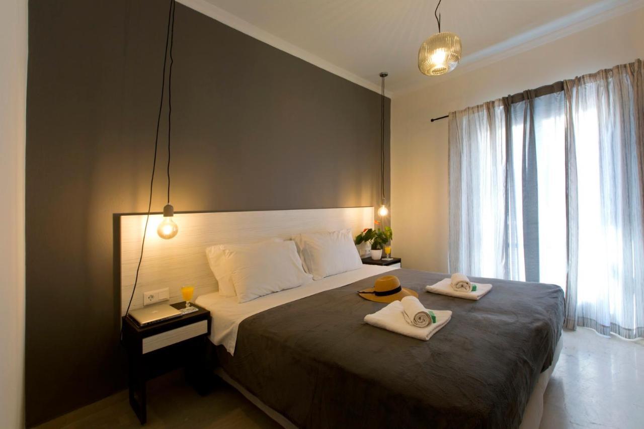 Loc Hospitality Urban Suites コルフ島 エクステリア 写真