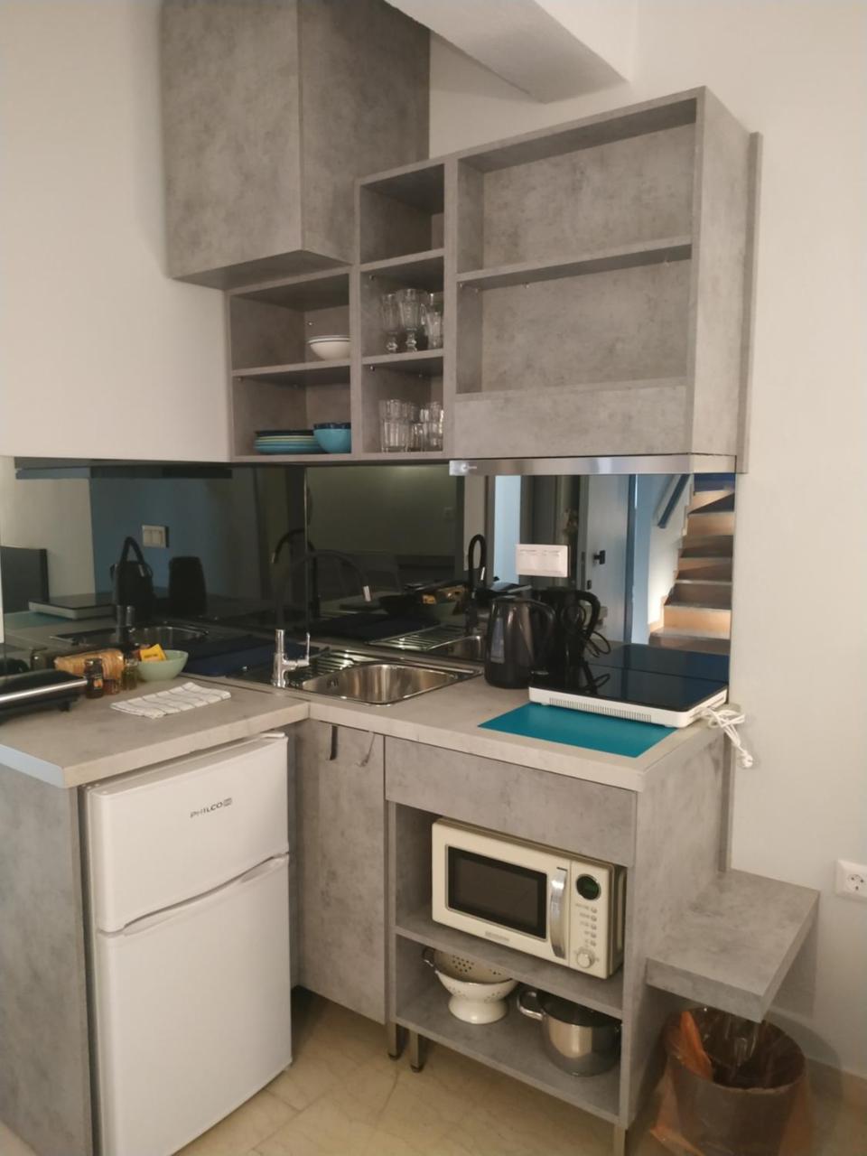 Loc Hospitality Urban Suites コルフ島 エクステリア 写真
