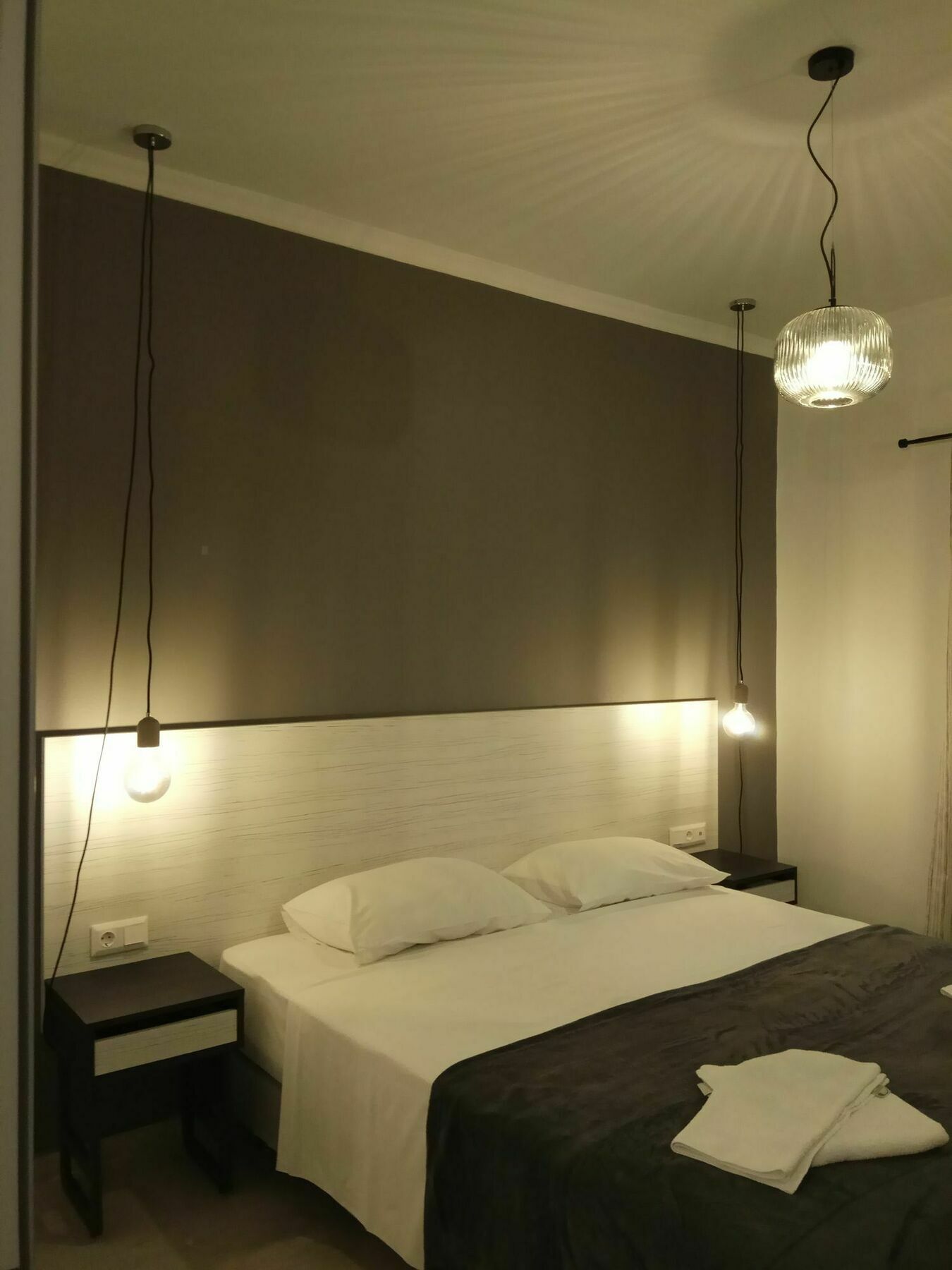 Loc Hospitality Urban Suites コルフ島 エクステリア 写真