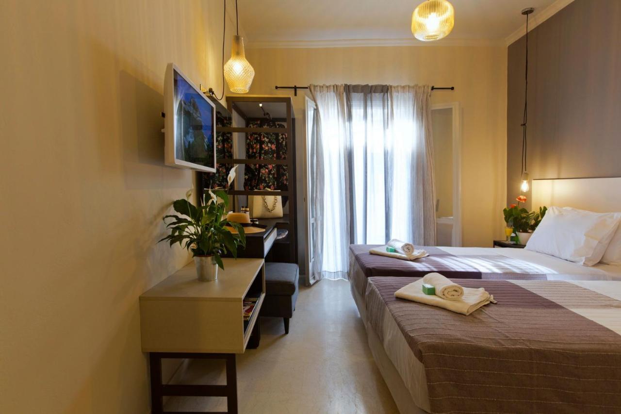 Loc Hospitality Urban Suites コルフ島 エクステリア 写真